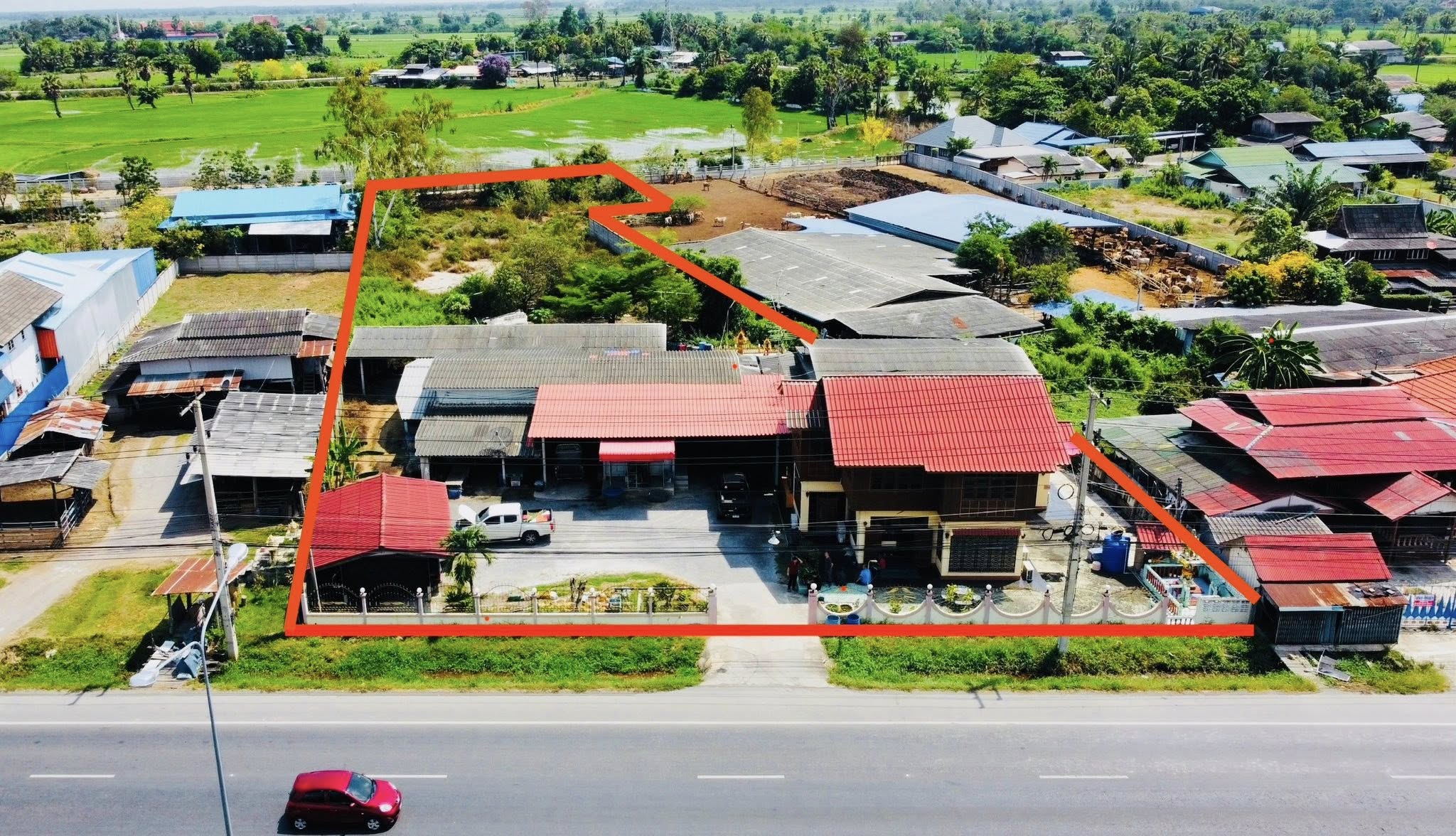 ขายด่วน บ้านพร้อมที่ดิน ติดถนนเพชรเกษม เพชรบุรี (อ.เมืองเพชรบุรี )  รูปที่ 4