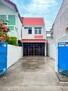 ขายทาวน์เฮ้าส์ 2 ชั้น หมู่บ้าน ธนพัฒนา ซอย นนทบุรี 8 เดินทางสะดวกเข้า-ออกได้หลายเส้นทาง เนื้อที่ 27 ตร.ว. ขายเพียง 2,690,000 ล้านบาท