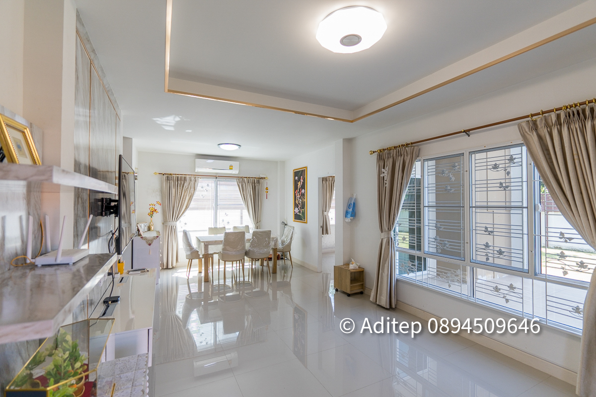  ขายด่วน! บ้านเดี่ยว 100 ตรว. The Extenso 2 หนองจอก 4 ห้องนอน 3 ห้องน้ำ 4 ที่จอดรถ สนามหญ้ากว้าง ต่อเติมห้องครัวเพิ่ม บ้านในฝัน พร้อมอยู่  รูปที่ 1