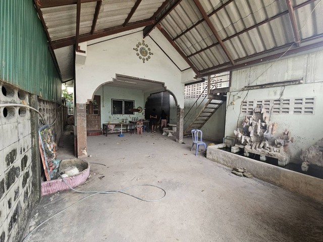 ขายที่ดิน 218 ตร.วา พร้อมบ้าน ใกล้หมู่บ้านอ่างทองธานี กระทุ่มแบน สมุทรสาคร ทำเลดี เดินทางสะดวก รูปที่ 1