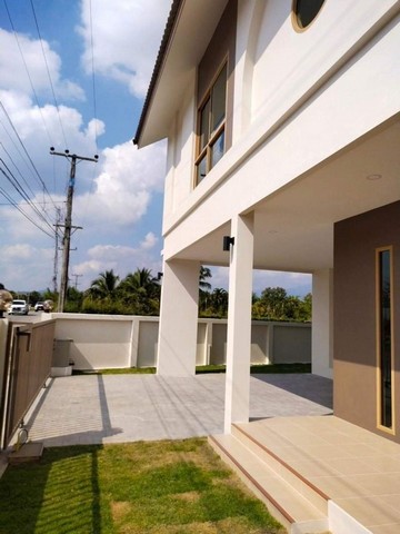 ให้เช่าบ้านสร้างใหม่ 2 ชั้น สไตล์มินิมอล โซนหางดง   รูปที่ 1