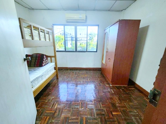 ให้เช่าทาวน์โฮม 2 ชั้น 21 ตร.วา.170 ตร.ม.รร.นานาชาติร่วมฤดี 2.6 กม.ทำเลดี 2นอน MRT ตลาดมีนบุรี 1กม. รูปที่ 1