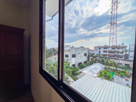 3-Story Commercial Building for Rent 3 Bedrooms 4 Bathrooms in Nathon Koh Samui Close to Market and Ferry Pier รูปที่ 1