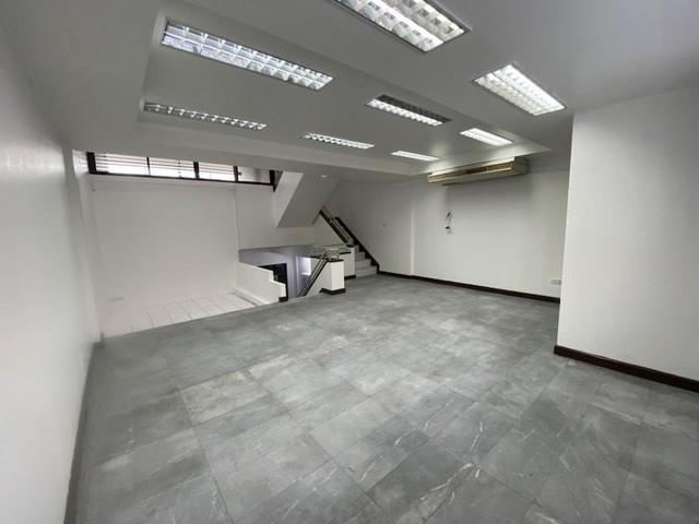 ให้เช่าทาวน์โฮม 4 ชั้น ย่านทาวน์อินทาวน์ รามคำแหง ลาดพร้าว ใกล้ รร.บดินทร์เดชา รูปที่ 1