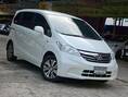 HONDA FREED 1.5 E ปี 13 AT 