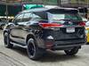 รูปย่อ TOYOTA FORTUNER 2.4 V ปี 18 AT รูปที่2