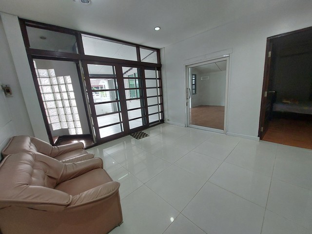 ให้เช่า บ้านชั้นเดียวเล่นระดับ 46ตรว.อยู่ถนน รามคำแหง128 ใกล้เดอะพาซิโอ รูปที่ 1