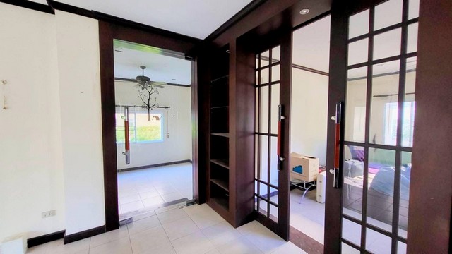 Vายและให้เช่าบ้านเดี่ยว 2 ชั้นใกล้แยกทับมาติดถนนสาย36 ระยอง รูปที่ 1