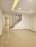 Townhouse ขายทาวน์เฮ้าส์ 2 ชั้น (รีโนเวทแล้ว) ใกล้สนามบินดอนเมือง 18 ตร.ว. 3 น 2 น้ำ ราคา 2.45 ล้านบาท  ขนาด 18 ตร.ว. 3 BR 2 Bathroom 2450000 BAHT ดีลเด็ด! กรุงเทพ