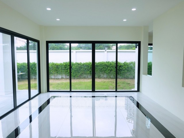 ขาย บ้านเดี่ยว Casalunar Mesto ต.เสม็ด ชลบุรี ใกล้ถนนสุขุมวิท รูปที่ 1