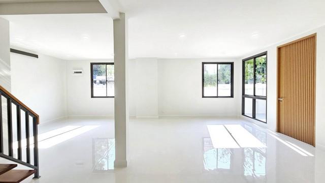 HS 1761 ขายบ้านเดี่ยว 2 ชั้น ถนนสุขุมวิท 60/1 หลังมุม ใกล้BTSบางจาก รูปที่ 1