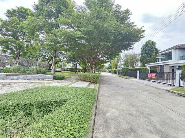 ขายบ้าน The Grand บางนา-วงแหวน หน้าบ้านวิวสวนร่มรื่น อยู่ใกล้เมกาบางนา รูปที่ 1