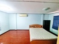ย่านรัชดา บ้านเดี่ยว 2 ชั้น 45 ตร.วา.200 ตร.ม.2 น้ำ 3 แอร์ ห้วยขวาง พร้อมเฟอร์ รร.นานาชาติเคไอเอส 900 ม.4 นอน 