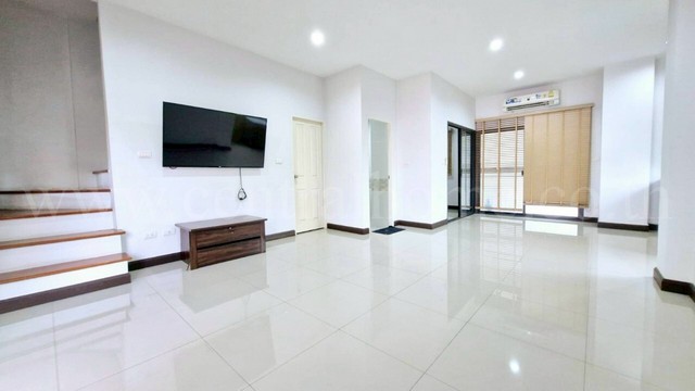 ทาวน์โฮม ลิฟวิ่ง เรสซิเดนซ์ รังสิต - ราชพฤกษ์ ตกแต่งพร้อมอยู่ รูปที่ 1