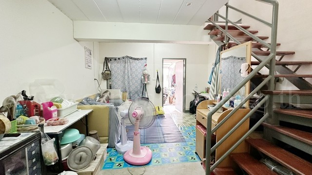 P1 ทาวน์เฮ้าส์ บ้านเอื้ออาทร รังสิต - คลอง 3 ราคาถูก พร้อมอยู่ รูปที่ 1