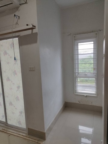 [ขาย] อาคารพาณิชย์ 2 ชั้น | 21.7 ตร.ว. | ใกล้สนามบินหาดใหญ่ | เพียง 3.3 ล้านบาท ทำเลทอง! ห่างจากสนามบินเพียง 2 กิโลเมตร ติดถนนใหญ่ รูปที่ 1