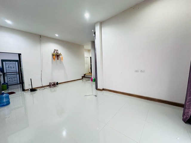 ให้เช่าบ้านเดี่ยวเติมทรัพย์ปาร์คฮิลล์ พร้อมเฟอร์นิเจอร์ครบ  รูปที่ 1