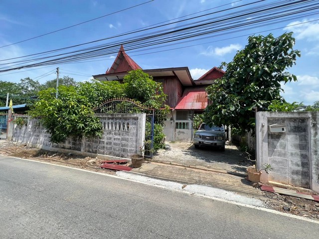  ขายบ้านไม้สักเก่า ครึ่งปูนครึ่งไม้ สไตล์ไทยประยุกต์ ราคานี้หาไม่ได้อีกแล้ว! เพียง 1.5 ล้าน รูปที่ 1