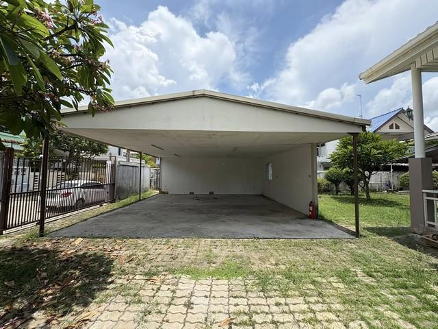 ขายบ้านเดี่ยว 2 ชั้น 149 ตรว. หมู่บ้านเมืองทอง 4 หลังมุม สุขุมวิท 101 ซอยปุณณวิถี 53 รูปที่ 1