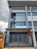 ขาย ทาวน์เฮ้าส์ 3 ชั้น หลังริม 35.1 ตร.ว. ซ.เทิดราชัน 27 ดอนเมือง