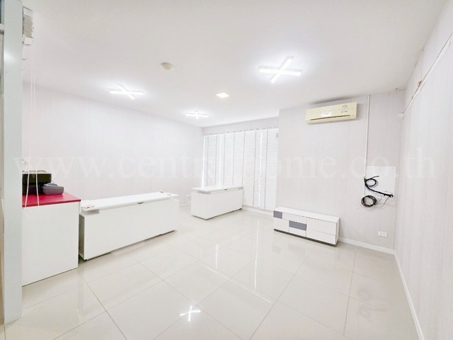 โฮมออฟฟิศ 3 ชั้น บ้าน พฤกษา 95/3 หลังริม ใหญ่สุดในโครงการ รูปที่ 1