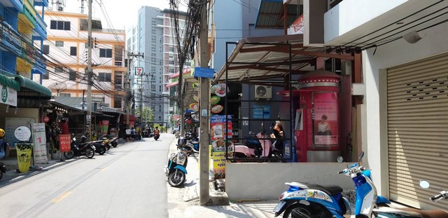 ทำเลติดมหาวิทยาลัยบูรพา ขายที่ดิน พร้อมอาคารศูนย์อาหาร 2 ชั้น  รูปที่ 1