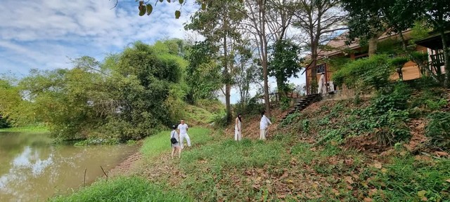 บ้านมรดก ริมน้ำ บรรยากาศดี ใต้ถุนโล่ง บ้านปูนทั้งหลัง อ.หันคา จ. ชัยนาท รูปที่ 1