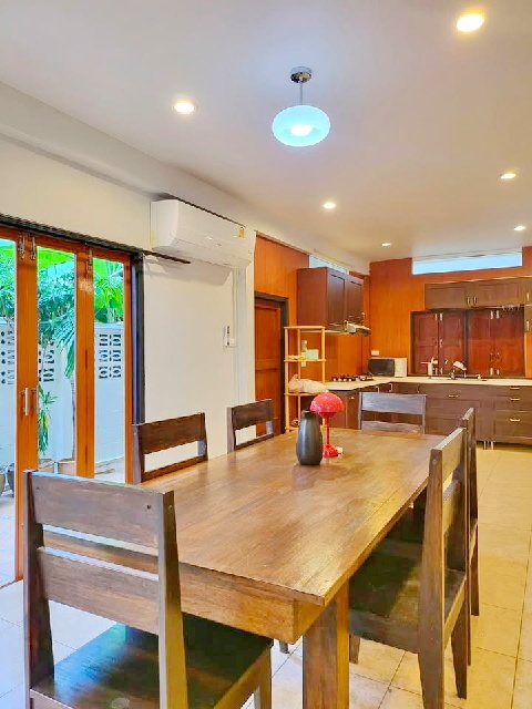 MRT สุทธิสาร 600 ม. บ้านทรงไทย 240 ตร.ม.รับจดบริษัทได้ ให้เช่าบ้านเดี่ยว 2 ชั้น 60 ตร.วา. ทำเป็น Airbnb ร.นานาชาติเดอะรีเจ้นท์ 3.8 กม.3 นอน  รูปที่ 1