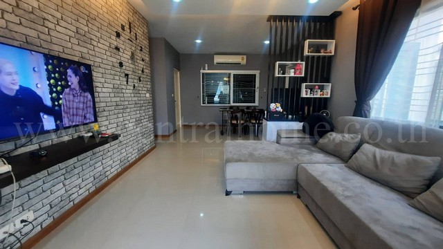 บ้านแฝด โกลเด้น อเวนิว แจ้งวัฒนะ - ติวานนท์ ซอยวัดกู้ รูปที่ 1