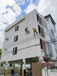 รับทาสีบ้านพร้อมซ่อมผนังร้าว มีผลงานการันตี โดยช่างสีผู้เชี่ยวชาญ ทีมงานช่างทาสีมืออาชีพ สอบถามราคาก่อนได้ครับ