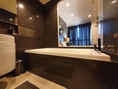 Rhythm Sathorn Clean safe comfortable 11th floor BTS Saphan Taksin