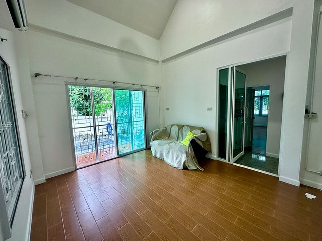 ให้เช่าบ้านเดี่ยว 2 ชั้น หลังมุม มบ.บ้านสวนวัลยา ศรีราชา TP-H1296 รูปที่ 1