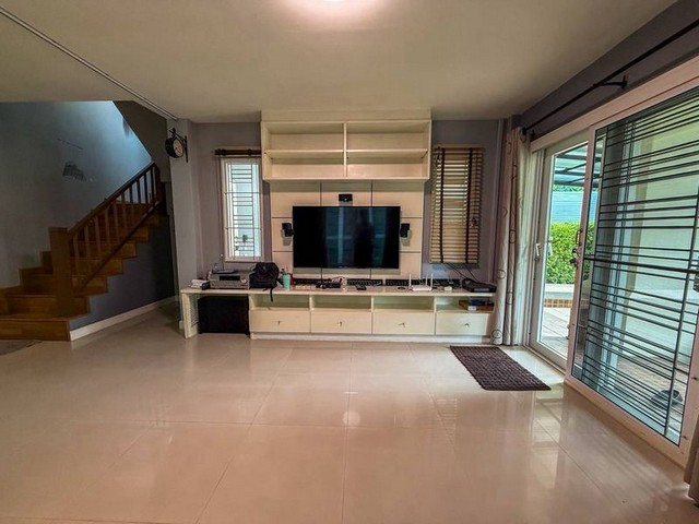 บ้านเช่าในศรีราชา บ้านเดี่ยว 4 นอน คันทรีโฮมเลค แอนด์ พาร์ค หนองขาม TP-H1292 รูปที่ 1