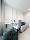 Life One Wireless Clean safe comfortable 18th floor BTS Phloen Chit