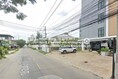 SALE ขาย ที่ดิน ขายที่ดินเปล่าติดถนน และติดคลอง ซ.พัฒนาการ 44 (ห่างซอยทองหล่อ 4 กม.) 1-1-50 ไร่ ราคา 60,500,000 บาท  ขนาดพื้นที่ 1 RAI 1 งาน 50 ตร.ว. 60500000 บาท. ใกล้กับ โรงเรียนนานาชาติ BCIS ราคาถูกเหลือเชื่อ