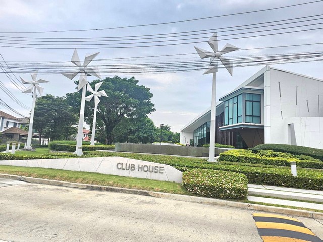 ขายบ้านเดี่ยว The Grand บางนา-วงแหวน หน้าบ้านวิวสวนร่มรื่น อยู่ใกล้เมกาบางนาท่าอากาศยานสุวรรณภูมิ รูปที่ 1