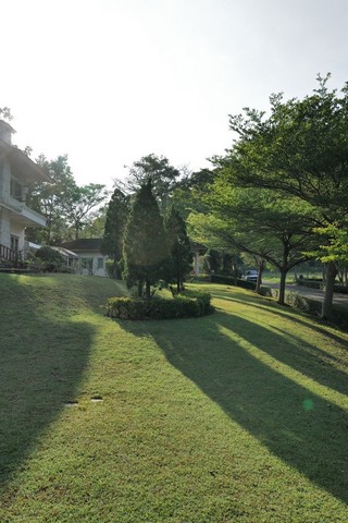 ขายบ้านที่ดินในโครงการเซอร์เจมส์ SIR JAMES SARABURI GOLF CLUB รูปที่ 1
