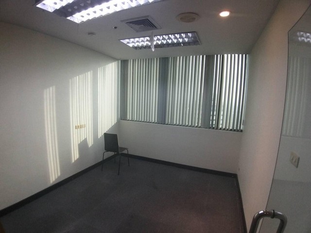 ให้เช่าสำนักงาน Central city tower ขนาด 250 ตรม ชั้น18 อยู่ภายในห้างเซนทรัล บางนา รูปที่ 1