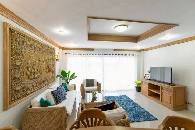 ให้เช่าทาวน์โฮม 4 ชั้น พื้นที่กว้าง ใกล้เมญ่า วิวสระว่ายน้ำ รูปที่ 1