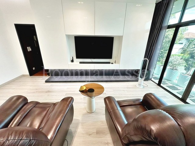 บ้านเดี่ยวเศรษฐสิริ (ศรีนครินทร์–พระราม9)  หลังมุม ติดสวน  รูปที่ 1