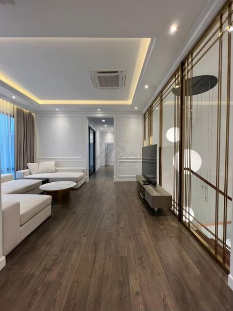 ให้เช่า Pool Villa 3 ชั้น 7 ห้องนอน ซอยอินทามระ 29 ห้วยขวาง สุทธิสาร พร้อมสระว่ายน้ำ ใกล้ BTS อารีย์, BTS สะพานควาย รูปที่ 1