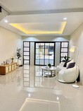 P781 ขาย หมู่บ้าน ฉัตรแก้ว ซอยแฮปปี้แลนด์ 1 ใกล้รถไฟฟ้าสายสีเหลืองสถานีบางกะปิ ตลาดสดบางกะปิ เดอะมอลล์บางกะปิ  ตะวันนา 