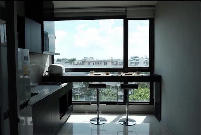 Rhythm Sukhumvit 44 Clean comfortable convenient 7th floor BTS Phra Khanong รูปที่ 1