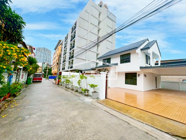 ขายบ้านเดี่ยว 2 ชั้น สร้างเอง ซอยแจ้งวัฒนะ - ปากเกร็ด 28  เนื้อที่ 87.7 ตร.ว. ขายเพียง 11,900,000 ล้านบาท รูปที่ 1