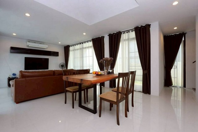 บ้านเดี่ยวหลังใหญ่ เนื้อที่กว้าง บ้านพราว ขวัญเวียง สันผักหวาน  รูปที่ 1