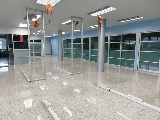 ขวยที่ดินถนนปู่เจ้าสมิงพราย 2-1-68 ไร่ พร้อมลานจอดรถและออฟฟิศ ตารางวาละ 56,818 บาท  รูปที่ 1