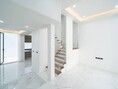ขาย Townhome 3 ชั้น 250 ตร.ม. ซอยสุขุมวิท 15 ติดโรงเรียนนานาชาติ NIST และ 5 นาที ถึง BTS อโศก 