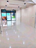 BTSเสนานิคม 220 ม.BTSรัชโยธิน 760 ม. ให้เช่าอาคารพาณิชย์ 4 ชั้น  ใหม่ 19ตร.ม.299ตร.ม.เมเจอร์ รัชโยธิน 1.3 กม. ร้านค้า 3นอน 3 น้ำ 