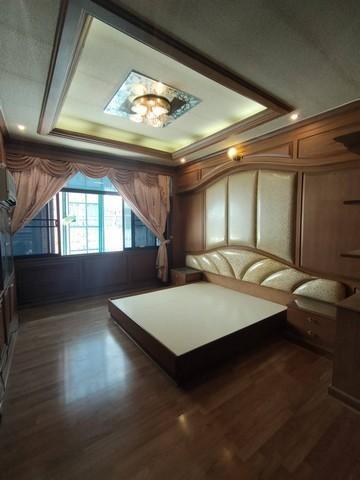 ให้เช่าตึกแถว 5.5 ชั้น 17 ตรว. ห้องมุม ย่านสะพานควาย เขตพญาไท ใกล้ BTS สะพานควาย รูปที่ 1