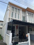 P827 ให้เช่าทาวน์เฮ้าส์ 2 ชั้น โครงการ โกลเด้น ทาวน์ บางนา-สวนหลวง Golden Town Bangna-Suanluang ห้องมุม ไม่รับสัตว์เลี้ยง เหมาะอยู่อาศัย